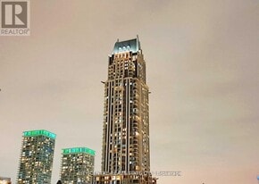 388 Prince of Wales Dr in Mississauga, ON - Building Photo