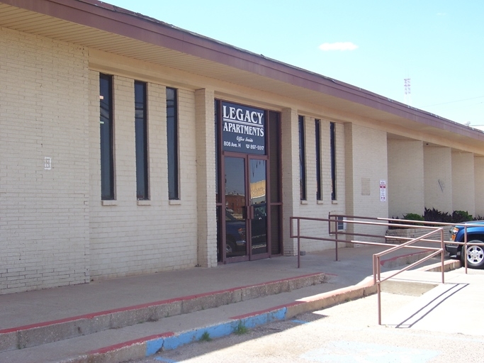 Legacy apartments in Levelland, TX - Building Photo