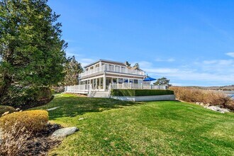 62 Crafts Rd, Unit 2 in Gloucester, MA - Building Photo - Building Photo