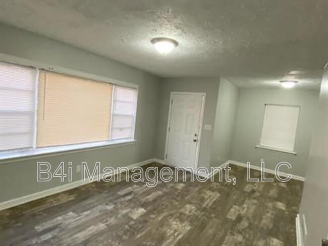 property at 10 Estes Dr