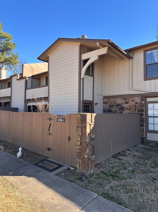 6358 S 80th E Ave in Tulsa, OK - Building Photo - Building Photo