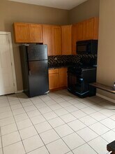 1325 S Sawyer Ave in Chicago, IL - Building Photo - Building Photo