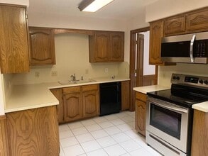 2827 Monet Pl in Dallas, TX - Building Photo - Building Photo