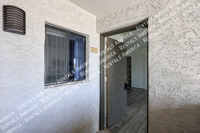 6480 N 82nd St in Scottsdale, AZ - Building Photo - Building Photo