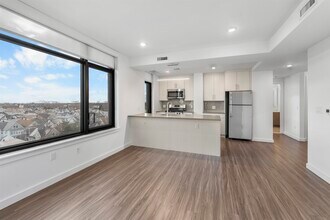 957 Broadway in Bayonne, NJ - Building Photo - Building Photo