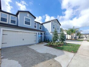 17524 Radiant Shine Wy in Lutz, FL - Building Photo - Building Photo