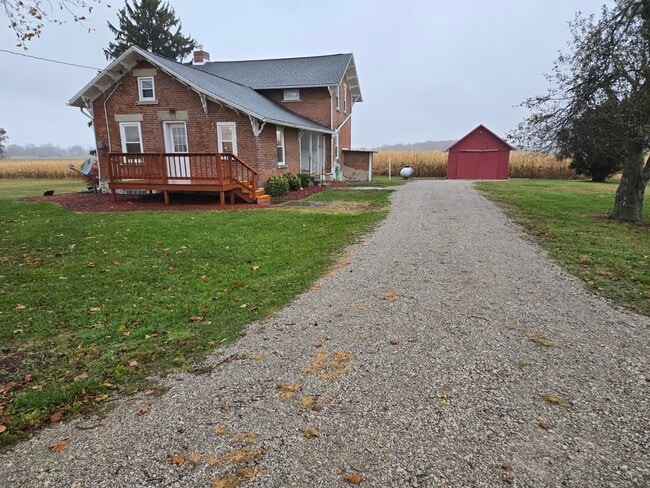 900 Thomas Rd in Monroeville, OH - Foto de edificio - Building Photo