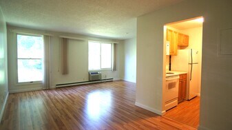 274 S Main St in Providence, RI - Building Photo