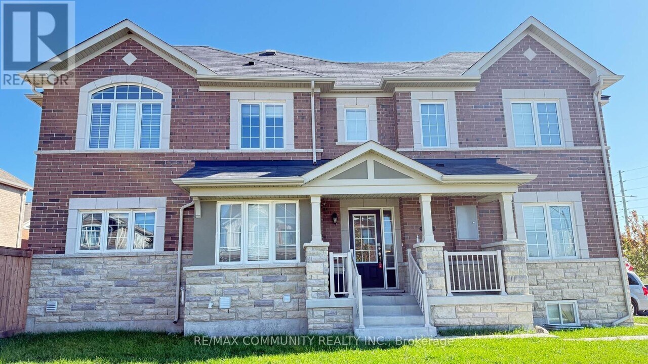 46 Kilmarnock Cres in Whitby, ON - Building Photo
