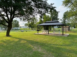 200 N 28th St in Fairfield, IA - Building Photo - Building Photo