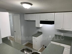 355 Steele Dr in Hampton, GA - Building Photo - Building Photo