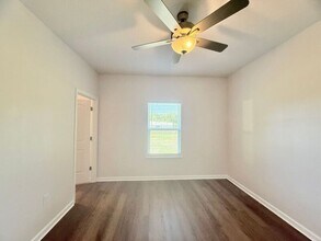 8927 Untreiner Ave in Pensacola, FL - Building Photo - Building Photo