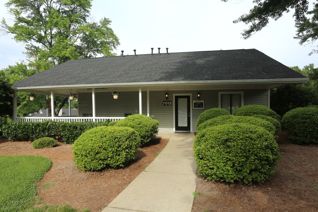 Brandemere Apartment Homes in Winston-Salem, NC - Foto de edificio