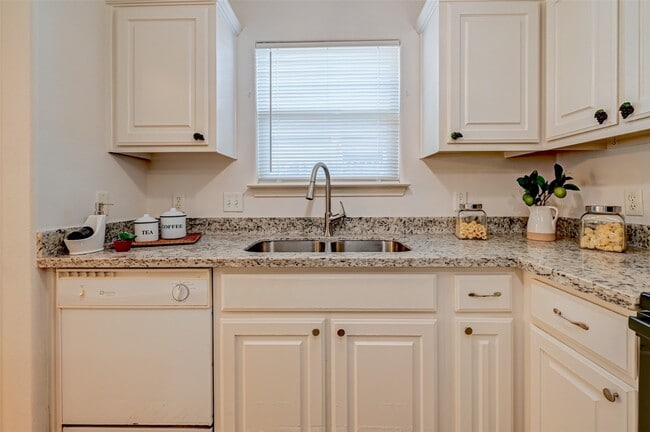 4830 Comal River Loop