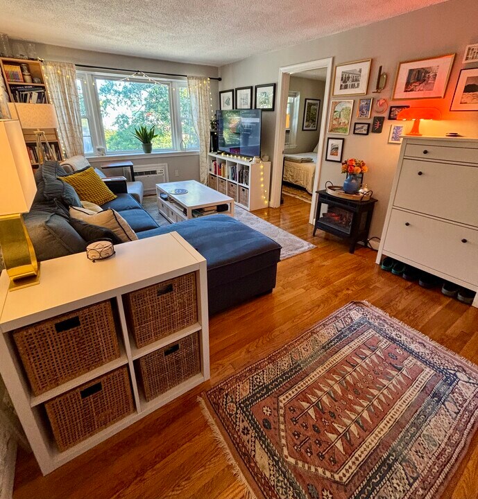 150 Wrentham St, Unit #12 in Boston, MA - Building Photo