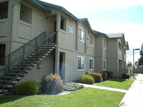 Vizcaya Apartments in Santa Maria, CA - Building Photo - Building Photo