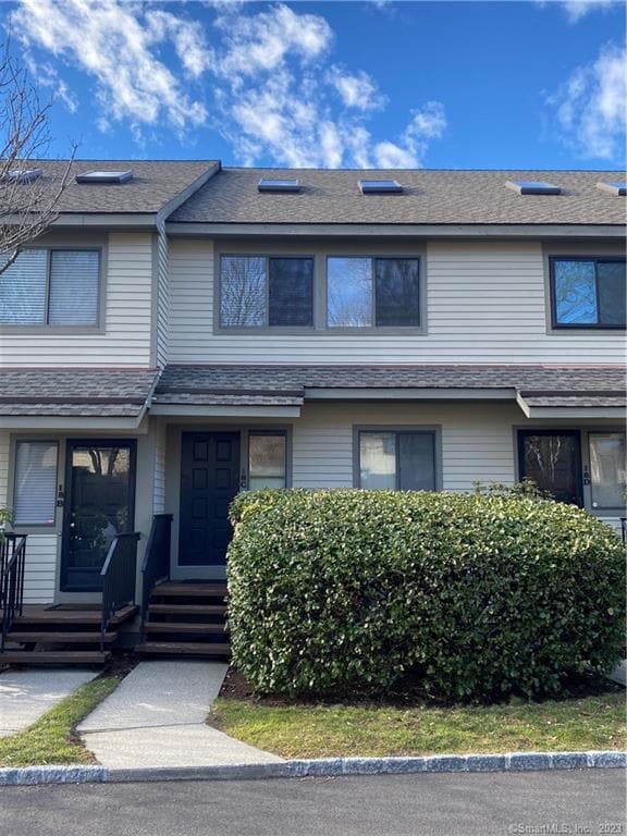 property at 2435 Bedford St