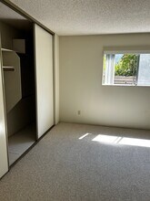 1945 Corinth Ave in Los Angeles, CA - Foto de edificio - Building Photo