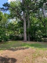 1401 Cedar St in Paris, TX - Building Photo - Building Photo