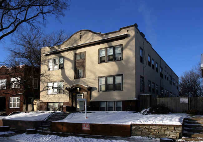 3514 S 14th Ave in Minneapolis, MN - Foto de edificio - Building Photo