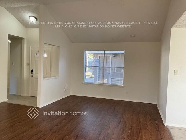 17102 Stone Stile Dr in Friendswood, TX - Building Photo - Building Photo