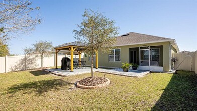 1610 Spray Terrace in St. Cloud, FL - Building Photo - Building Photo