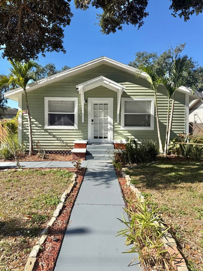 property at 5904 N Eustace Ave