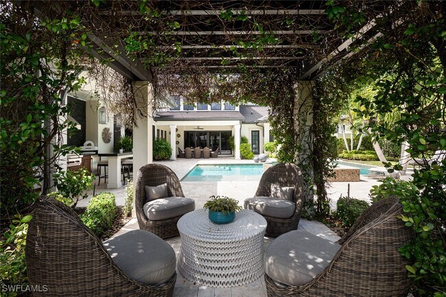 property at 3170 Crayton Rd
