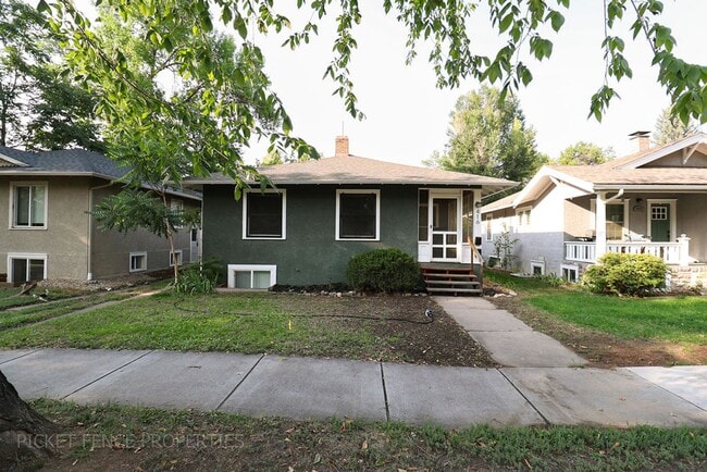 property at 416 E Elizabeth St