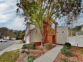 283 Windcroft Ln NW in Acworth, GA - Building Photo