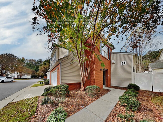 property at 283 Windcroft Ln NW