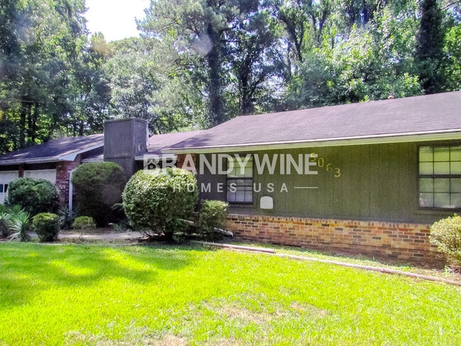 property at 5063 Springtree Ct