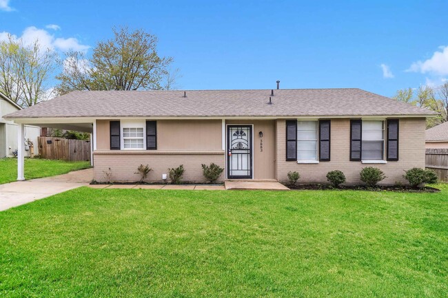 property at 3883 Winwood Dr