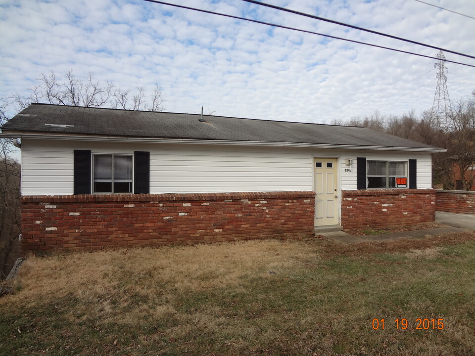 600 8th Street Rd in Huntington, WV - Building Photo