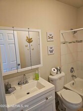 4067 Gilmore St in Jacksonville, FL - Foto de edificio - Building Photo