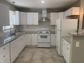 8623 Corrington Ave in Kansas City, MO - Building Photo - Building Photo