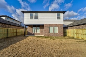 139 S Maroon Ave in Fayetteville, AR - Building Photo - Building Photo