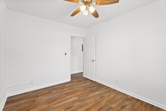 402 57th St, Unit 402 in West Palm Beach, FL - Building Photo - Building Photo