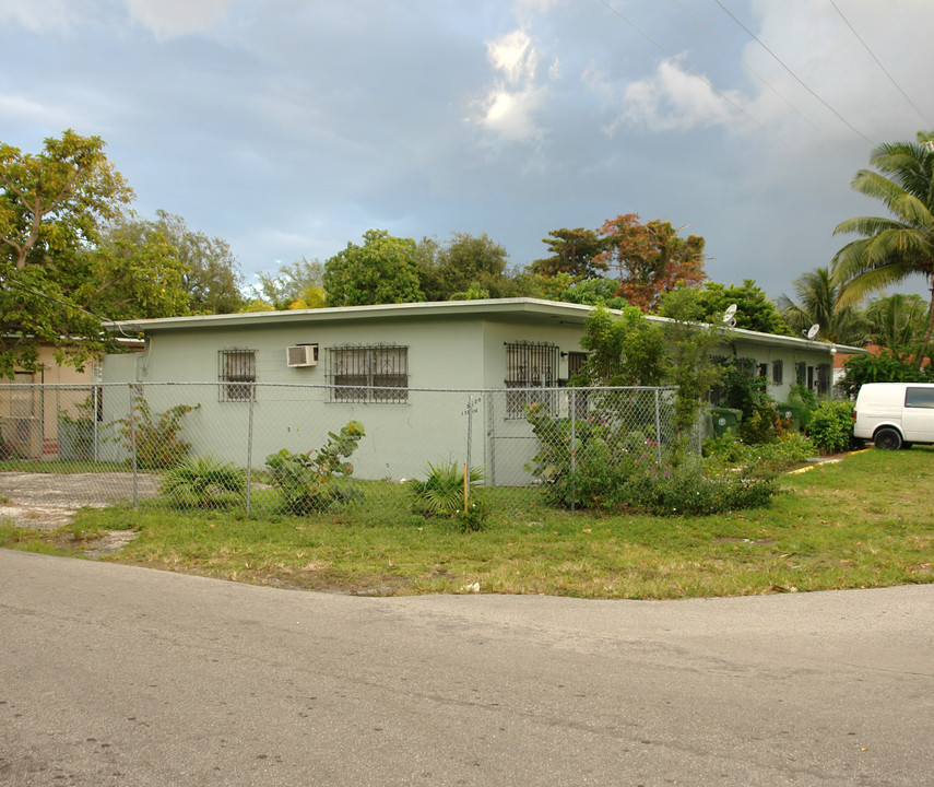 5600 NE 1st Ave in Miami, FL - Building Photo