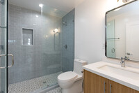 1747 N Kingsley Dr in Los Angeles, CA - Building Photo - Interior Photo