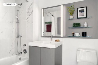 180 Ashland Pl in Brooklyn, NY - Building Photo - Building Photo