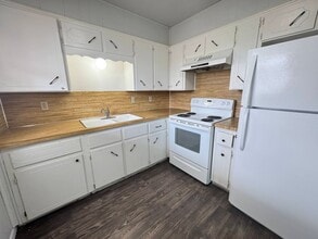 1405 N Gray St, Unit Unit 04 in Killeen, TX - Building Photo - Building Photo