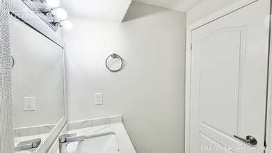 923 Guinness Cres in Ottawa, ON - Building Photo - Building Photo