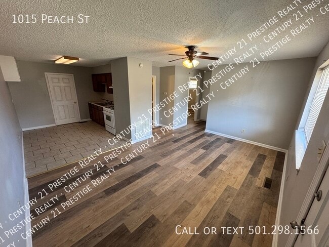 1015 Peach St in Jacksonville, AR - Building Photo - Building Photo