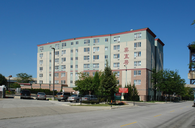 Casl Senior Housing in Chicago, IL - Foto de edificio - Building Photo