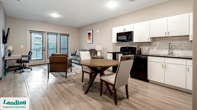 645 N Front St in Memphis, TN - Building Photo - Building Photo