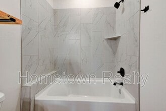 500 N Cyn Ter in Mustang, OK - Building Photo - Building Photo