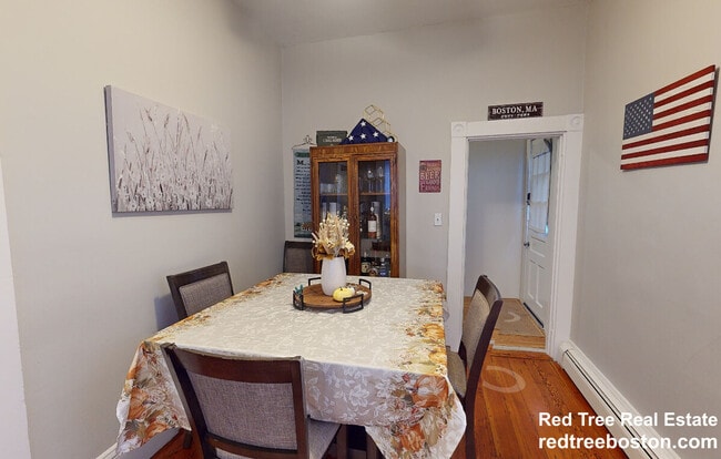 224 Banks St, Unit 1 in Cambridge, MA - Building Photo - Building Photo