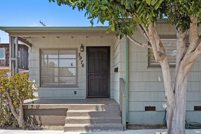 3976-3980 Kendall St in San Diego, CA - Foto de edificio - Building Photo