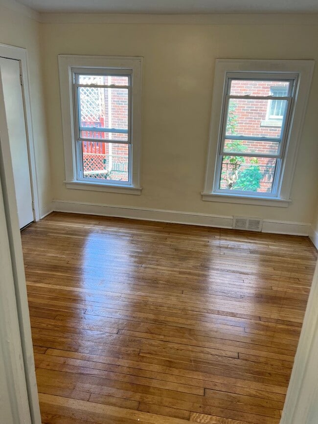 property at 1174-1176 W 8th St